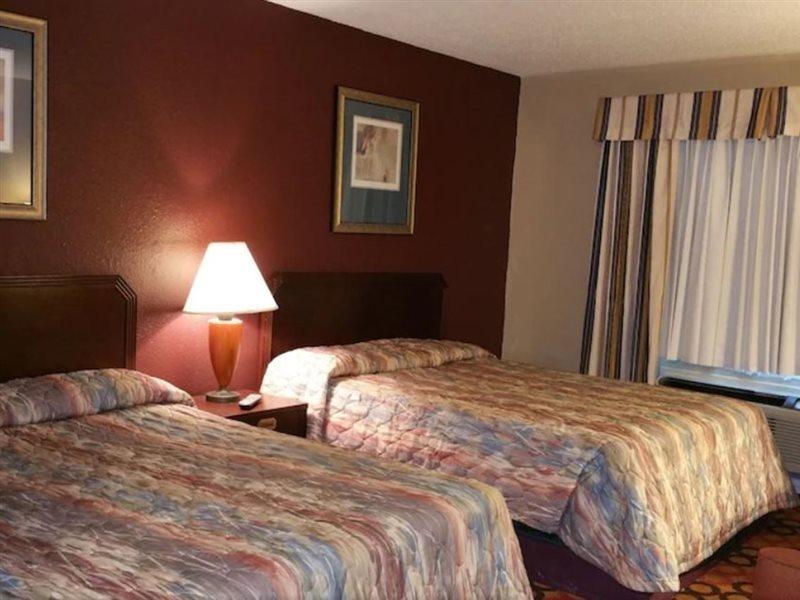 Executive Inn And Suites Waxahachie Dış mekan fotoğraf