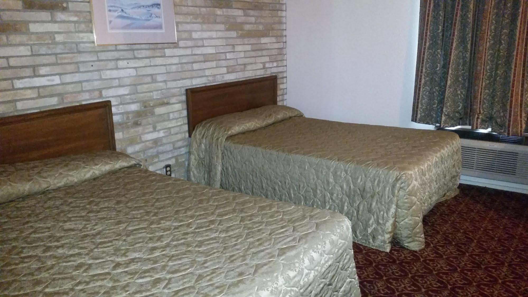 Executive Inn And Suites Waxahachie Dış mekan fotoğraf